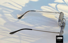 Load image into Gallery viewer, Lavish Sunglasses style: The classic Collection
