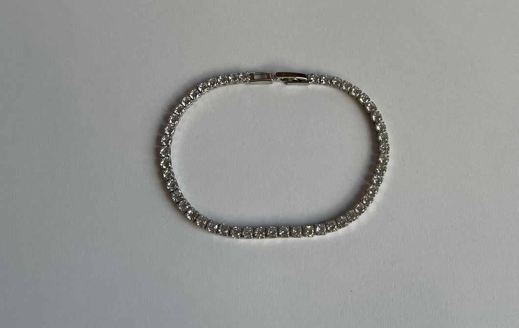 Mini tennis bracelet