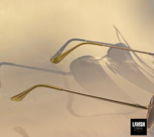 Load image into Gallery viewer, Lavish Sunglasses style: The classic Collection
